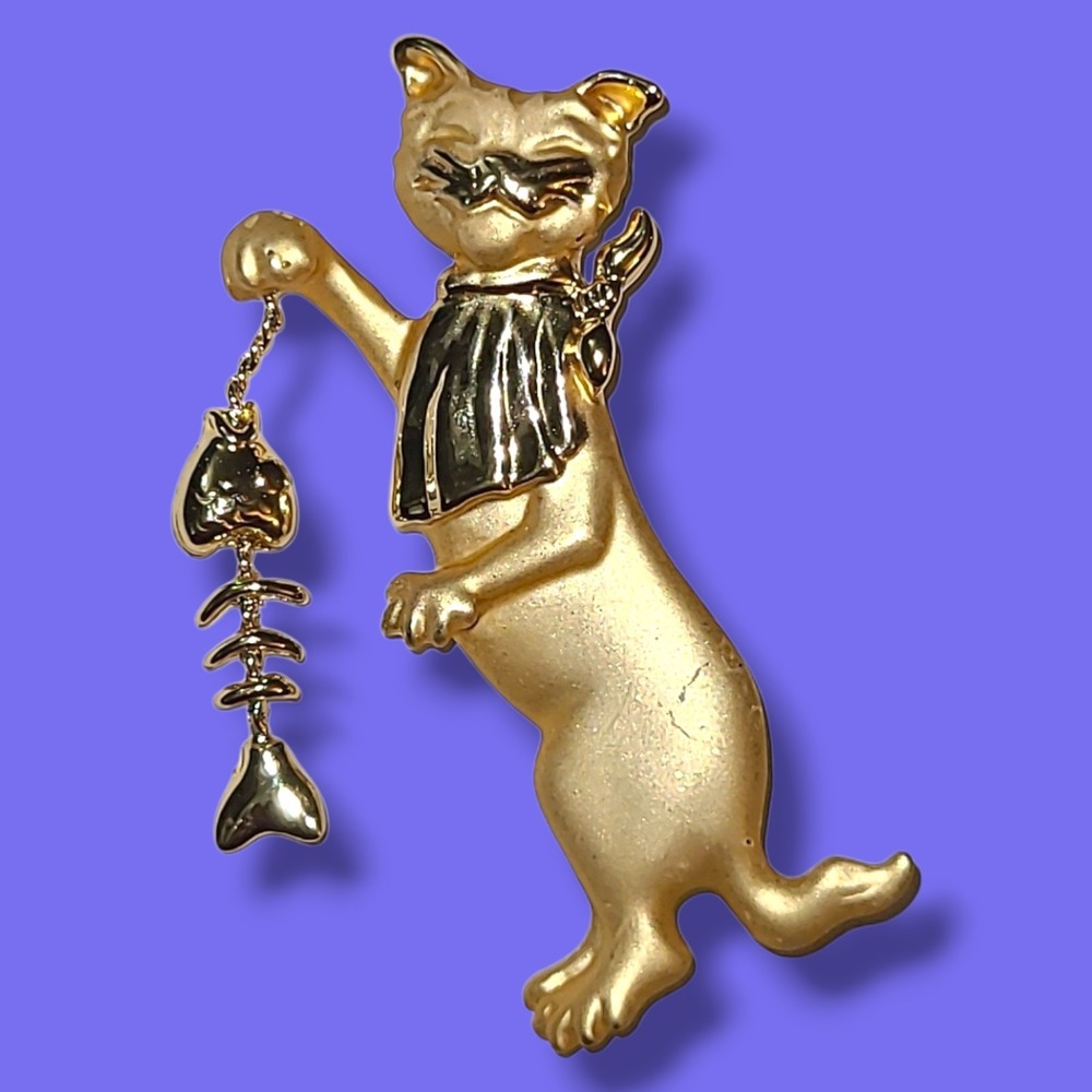 Vintage AJC Cat with Dangling Fish Bones Skeleton Gold Tone Brooch Lapel Pin